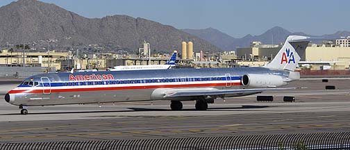 American Airlines McDonnell-Douglas MD-82 N485AA, November 10, 2010
